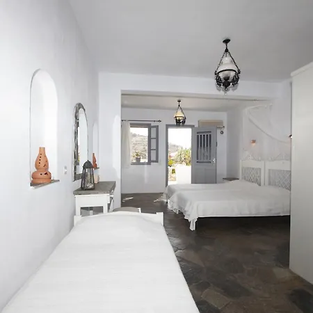 Ostria Studios Platis Gialos (Sifnos)