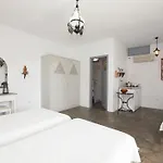 Ostria